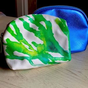 Two new La Mer makeup bags